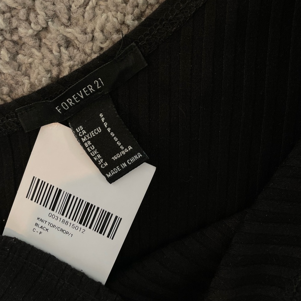 NWT Ribbed One-Shoulder Crop Top - Picture 8 of 9